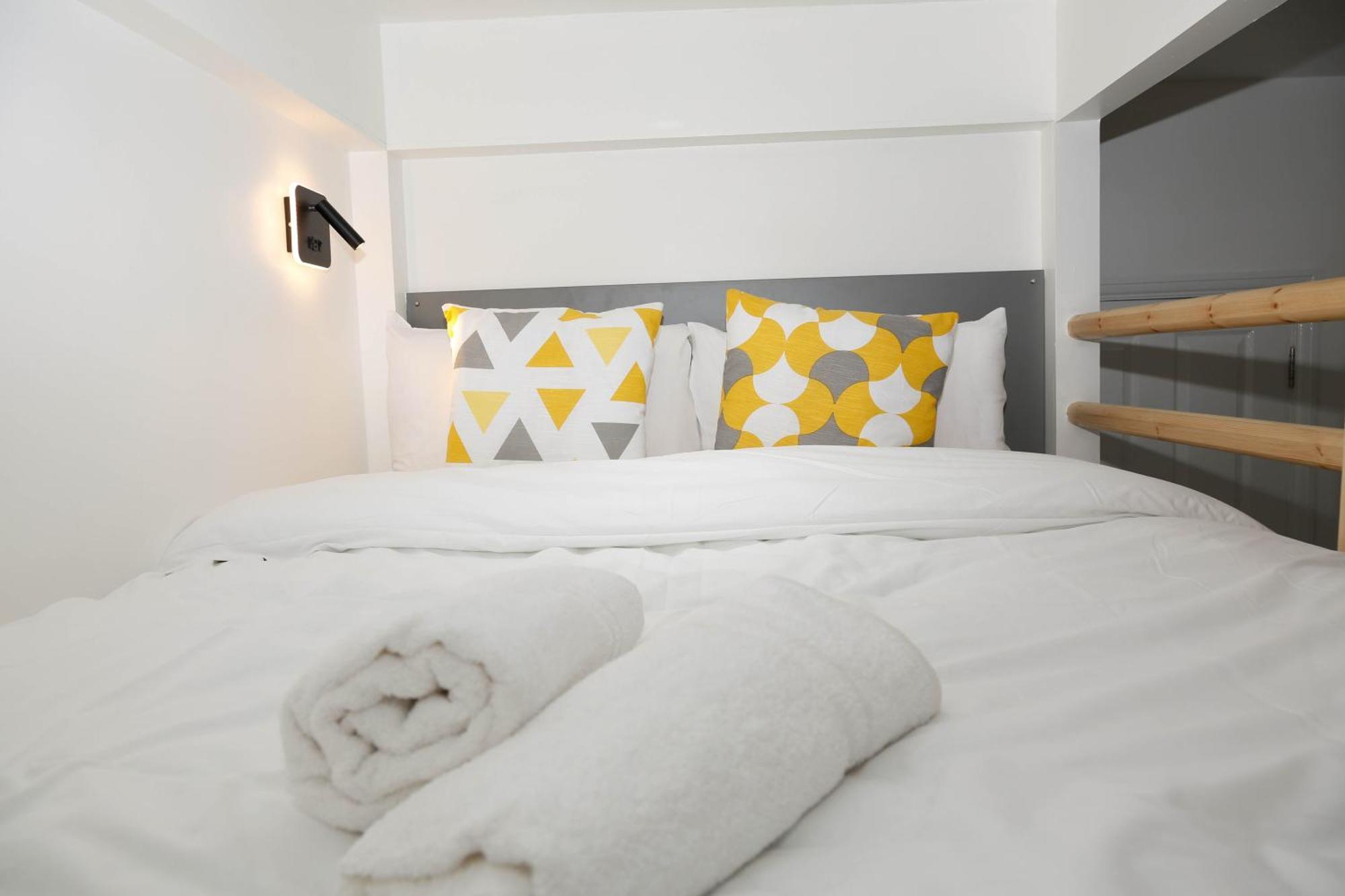 Apartament New Luxury In Next To Shops, Cafes, Bars & Metro Londra