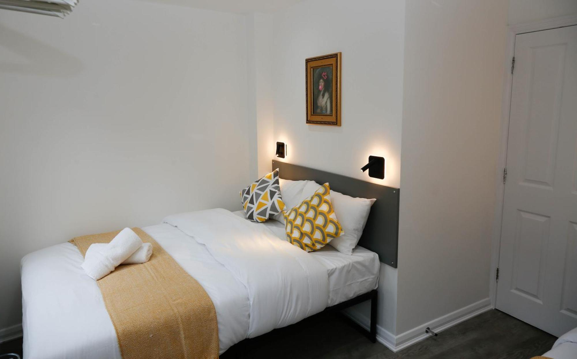 Apartament New Luxury In Next To Shops, Cafes, Bars & Metro *